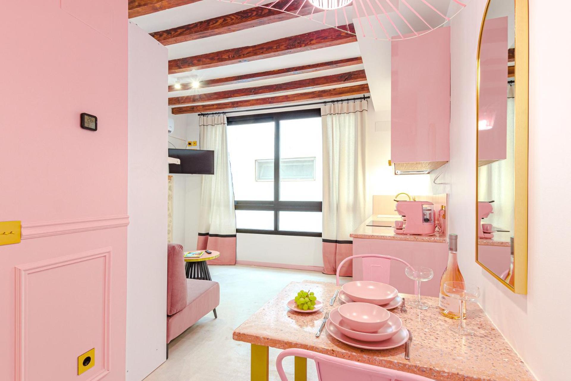 Glamorous Pink Studio In City Center Alicante Ngoại thất bức ảnh