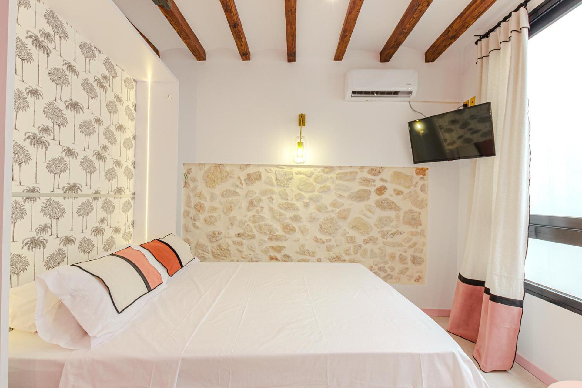 Glamorous Pink Studio In City Center Alicante Ngoại thất bức ảnh