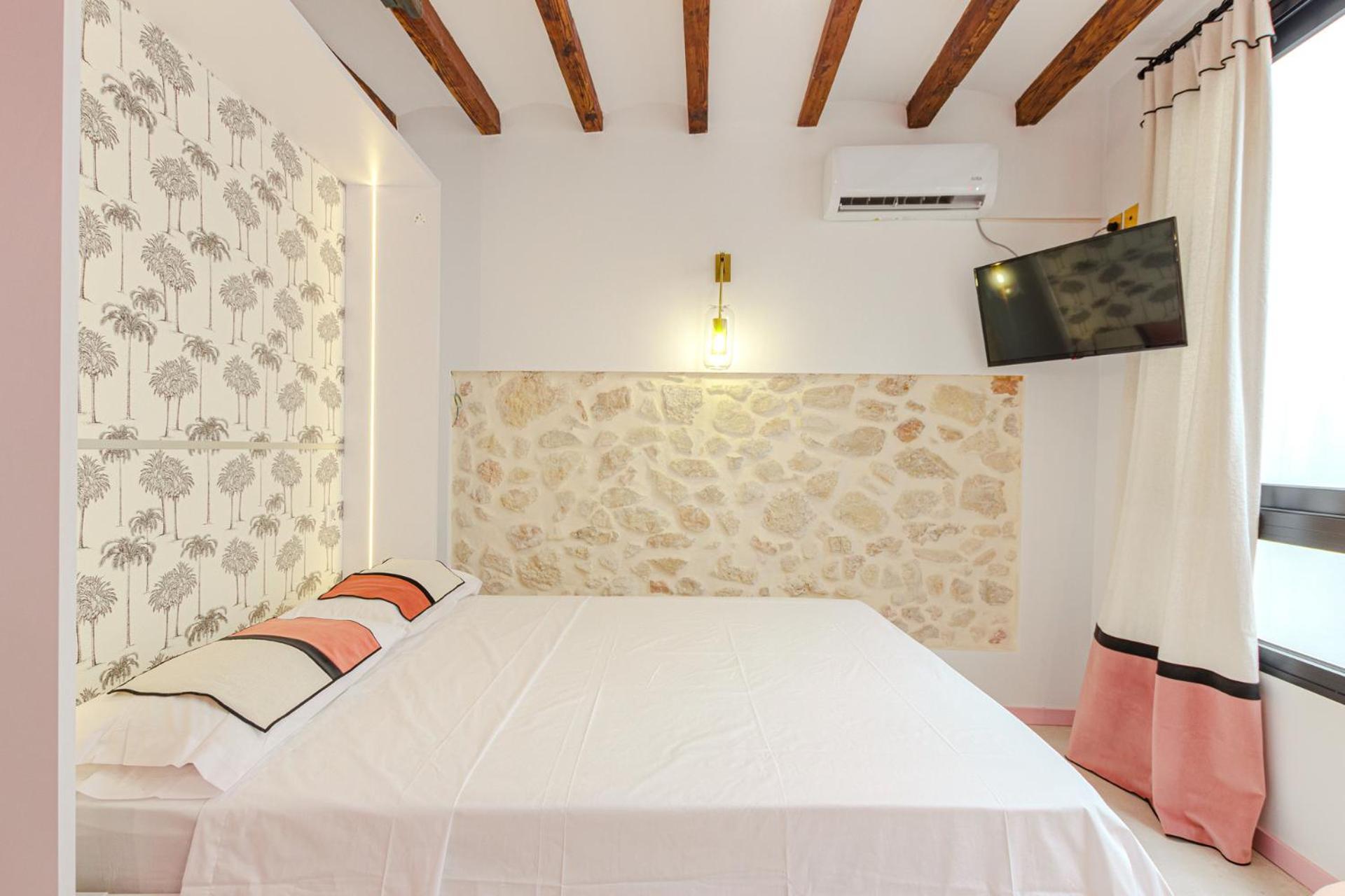 Glamorous Pink Studio In City Center Alicante Ngoại thất bức ảnh