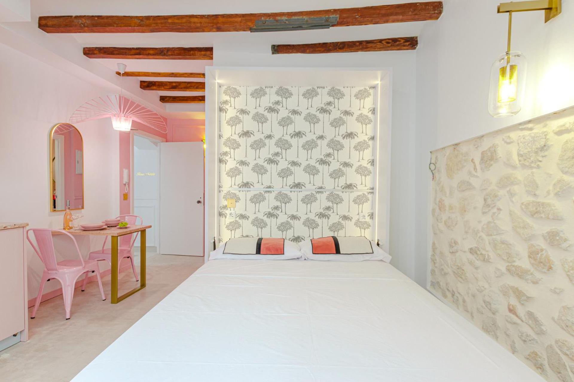 Glamorous Pink Studio In City Center Alicante Ngoại thất bức ảnh
